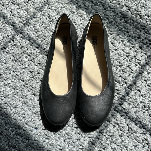 SAS Scenic Scarlett Women's 11 Black Leather Slip On Comfort Ballet Flat Shoes - Picture 1 of 8